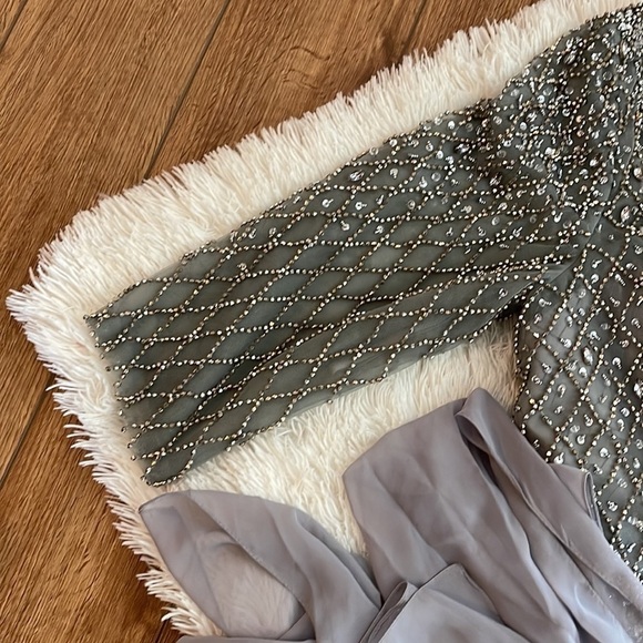 Elegant Gray Maxi Dress - Picture 12 of 16